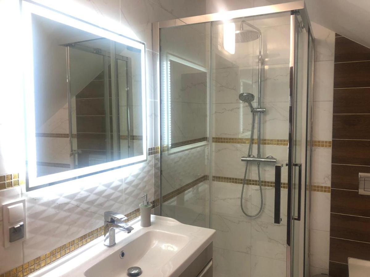 Apartamenty U Maksa Krzywcza Екстериор снимка