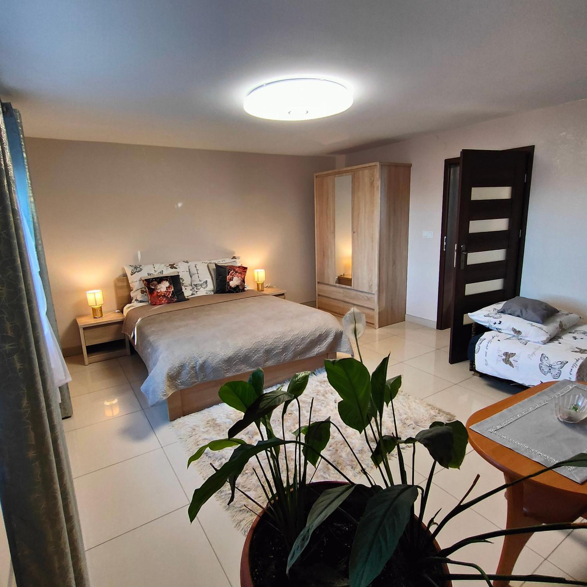 Apartamenty U Maksa Krzywcza Екстериор снимка