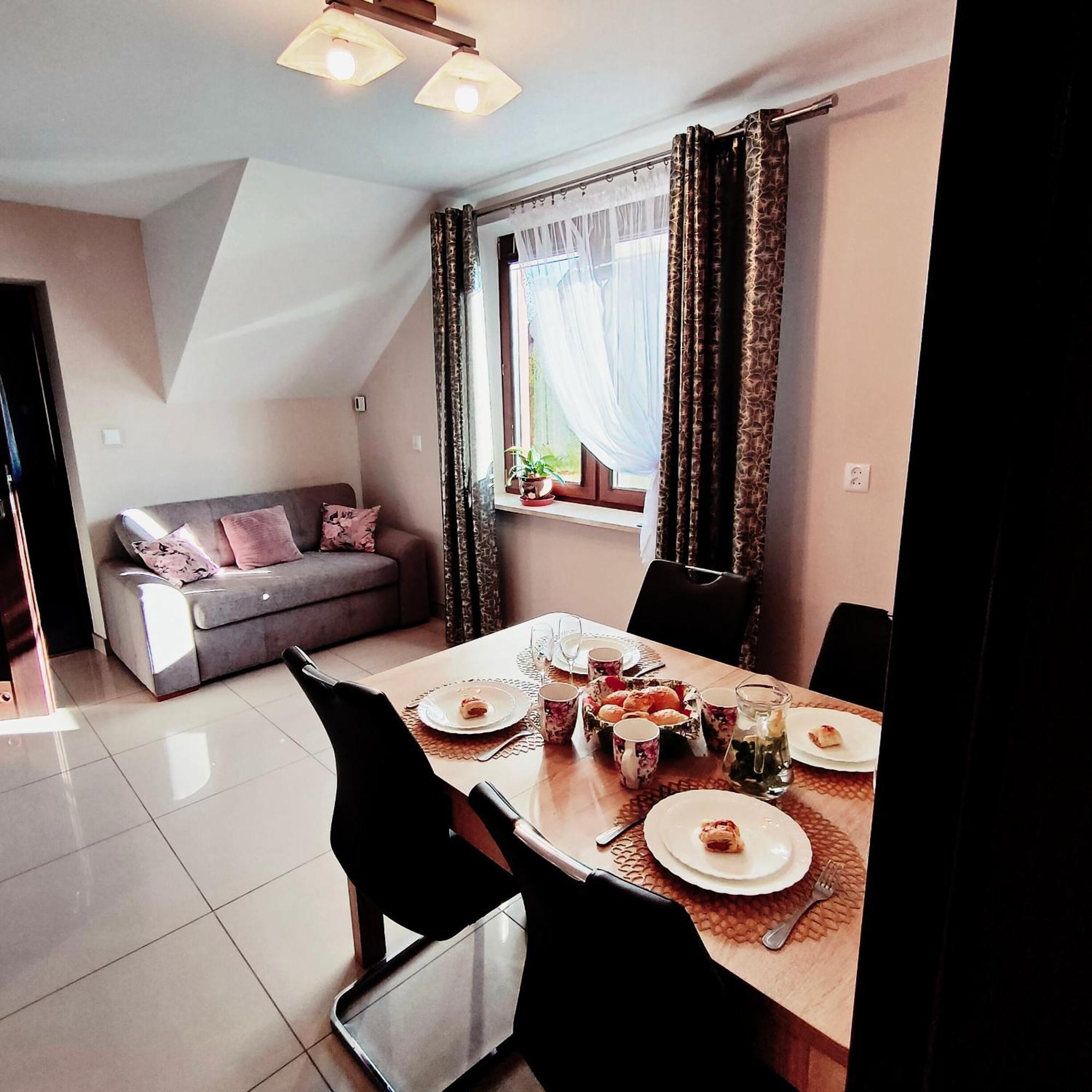 Apartamenty U Maksa Krzywcza Екстериор снимка