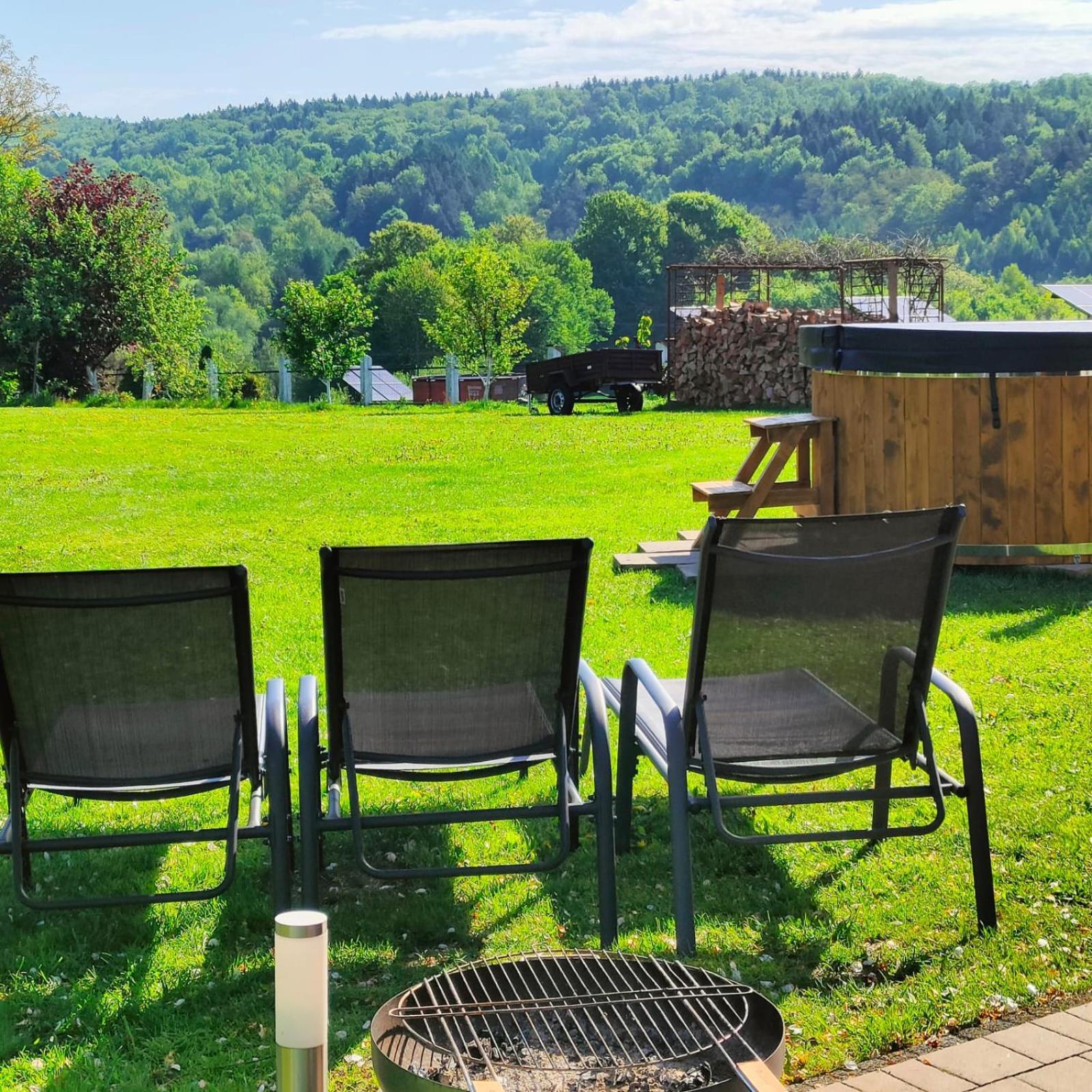 Apartamenty U Maksa Krzywcza Екстериор снимка
